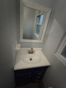 Fotografie z fotogalerie ubytování 2 story nice home with character v destinaci Saint Louis + 39 fotografií