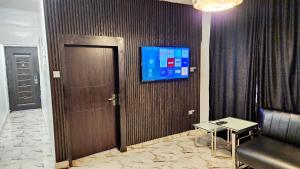 Televiisor ja/või meelelahutuskeskus majutusasutuses CG Apartments