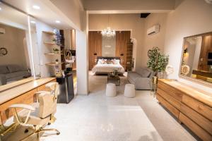 Prostor za sedenje u objektu Scalea Di Mare Hotel