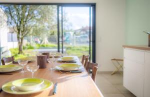 Φωτογραφία από το άλμπουμ του Maison moderne et spacieuse avec jardin à Pessac σε Pessac +38 φωτογραφίες