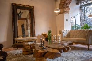 Posezení v ubytování Hotel El Marqués by Faranda Boutique + 37 fotografií