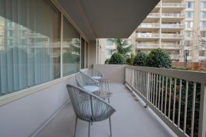 Balcó o terrassa a Prime Location! 2BR Apartment in Crystal City
