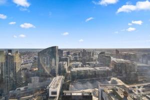 Fotografie z fotogalerie ubytování CBD Apt on 48 floor with City and Harbour views v Melbourne