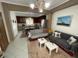Kuchyň nebo kuchyňský kout v ubytování Sofias Cottage Trikala