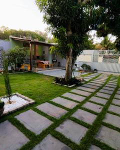 Zahrada ubytování Casa de Praia Área de Churrasco Próx Praia da Biologia Sesc