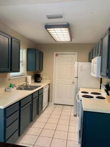 Fotografie z fotogalerie ubytování 413 Sunnyside Dr v destinaci Kingsland + 6 fotografií