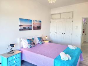 Postel nebo postele na pokoji v ubytování Apartamento Praia Fuseta 4