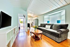 TV a/nebo společenská místnost v ubytování OB Pier 3