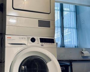 Fotografie z fotogalerie ubytování Cozy Little Apartment v destinaci Dübendorf