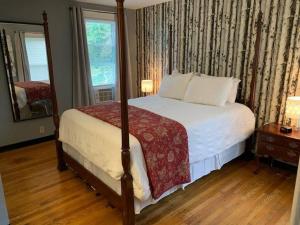 Billede fra billedgalleriet på 1-BR 2nd Floor Queen Bed, Fast Wi-Fi, C5 i Wallingford