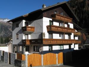 Nespecifikovaný výhled na hory nebo výhled na hory při pohledu z apartmánu
