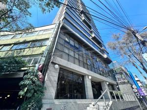 El edificio en el que está el departamento