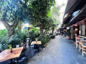 Un restaurant u otro lugar para comer en Absolute BEST location in CDMX