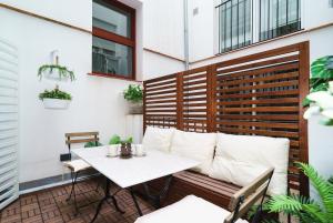 A seating area at Valencia Luxury - Boutique Redonda Még 36 kép