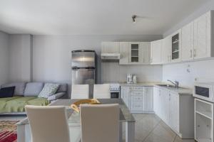 Kuchyň nebo kuchyňský kout v ubytování Apartment Nena