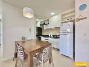 مطبخ أو مطبخ صغير في Beach Way | Porto das Dunas - CE