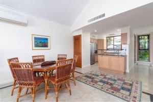 Kuchyň nebo kuchyňský kout v ubytování The Point Villa 2