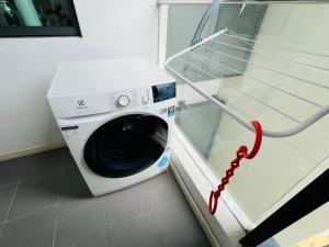 Fotografie z fotogalerie ubytování ELYSIA-Near Gleaneagles & Legoland-2RB WarmQ Suite Max7pax-WaterDispenser v destinaci Nusajaya