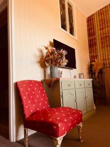 Wingfield Cabin的休息区