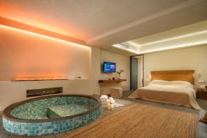 Kuvagallerian kuva majoituspaikasta 云渡雪山湖景民宿 Vento Snow Mountain Lake View B&B, joka sijaitsee kohteessa Lijiang