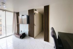 Μια τηλεόραση ή/και κέντρο ψυχαγωγίας στο Centrico departamento en Lima