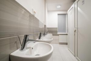 Koupelna v ubytování Gar'is Hostel Lviv