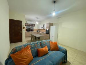 Kuchyň nebo kuchyňský kout v ubytování Casa Qrendi by MA Properties