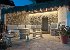 Gallery image of Sea & Sunset View Villa Chora with private jacuzzi in Patmos
