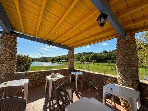 Naturlandskabet i nærheden af campingpladsen