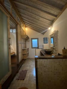 Η κουζίνα ή μικρή κουζίνα στο Bamboo Lodge 2