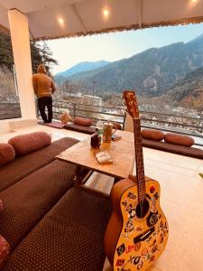 山景或在旅舍看到的山景