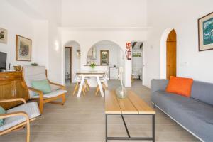 A seating area at Villa Bini Chic