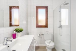 A bathroom at Villa Bini Chic