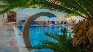 Het zwembad bij of vlak bij Ölüdeniz Turquoise Hotel - All Inclusive