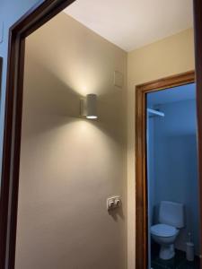 Koupelna v ubytování Céntrico apartamento con vistas en Formigal - Entrada 24h sin llaves