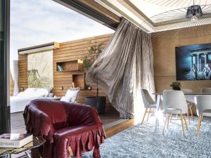 TV a/nebo společenská místnost v ubytování New Hotel