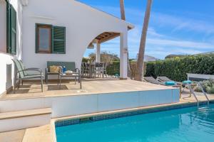 The swimming pool at or close to Villa Bini Chic