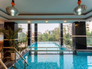 Bazén v ubytování Moustache Rishikesh Luxuria nebo v jeho okolí