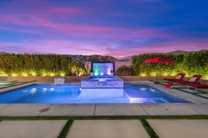 Bassein majutusasutuses Gameroom, Pool, Spa, Firepit by MariamsBnb või selle lähedal