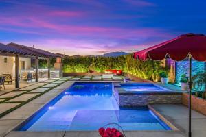 Bassein majutusasutuses Gameroom, Pool, Spa, Firepit by MariamsBnb või selle lähedal