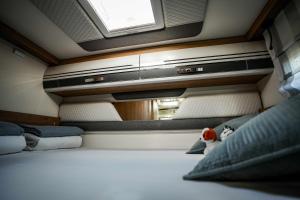Postel nebo postele na pokoji v ubytování Camper Istra