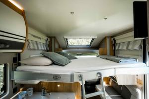 Postel nebo postele na pokoji v ubytování Camper Istra