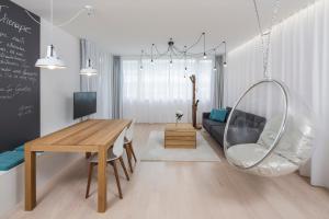 TV a/nebo společenská místnost v ubytování Apartments Spa Resort Styria- ADULTS ONLY
