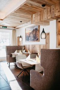 Posezení v ubytování Hotel Brückenwirt Superior