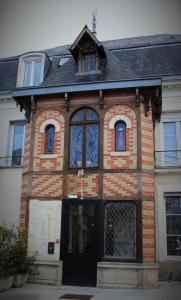 Galeriebild der Unterkunft Logis Le Grand Hotel in Château-du-Loir