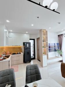 Kuchyň nebo kuchyňský kout v ubytování Minh Anh Apartment + 176 fotografií