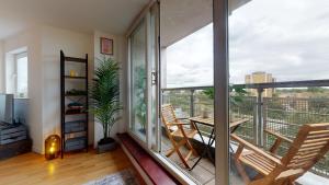 Μπαλκόνι ή βεράντα στο Cozy Hackney Apartment