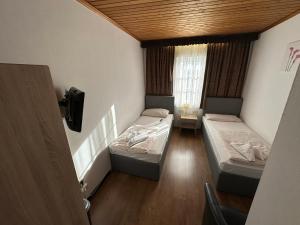 Posteľ alebo postele v izbe v ubytovaní Hotel-Landgasthof Katschtalerhof