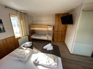 Posteľ alebo postele v izbe v ubytovaní Hotel-Landgasthof Katschtalerhof