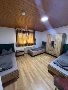 Afbeelding uit fotogalerij van Mira Home in Murg